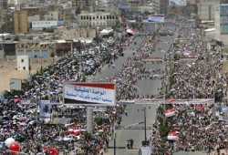 الواشنطن بوست: علي صالح يفتعل الأزمات للاحتفاظ بالسلطة