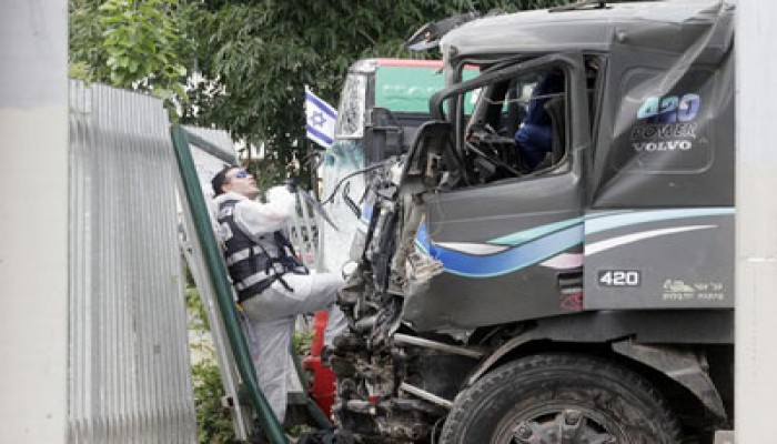 مقتل وإصابة 16 صهيونيًّا في عملية فدائية