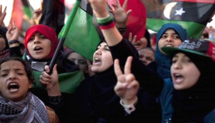 4 انفجارات تهز طرابلس ومقتل 12 بمصراتة