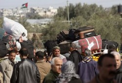 العمالة العائدة من ليبيا.. "قنبلة موقوتة"