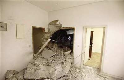 مصرع النجل الأصغر للقذافي.. والمعارضة تشكك