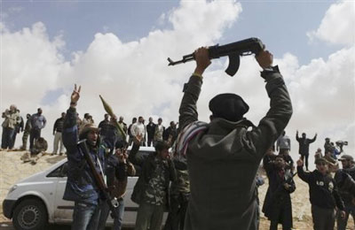 المُستجيرُ بِحلْفِ الناتو في ليبيا