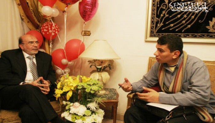 د. أسامة سليمان: العادلي ورفاقه ينتظرون مبارك بفارغ الصبر