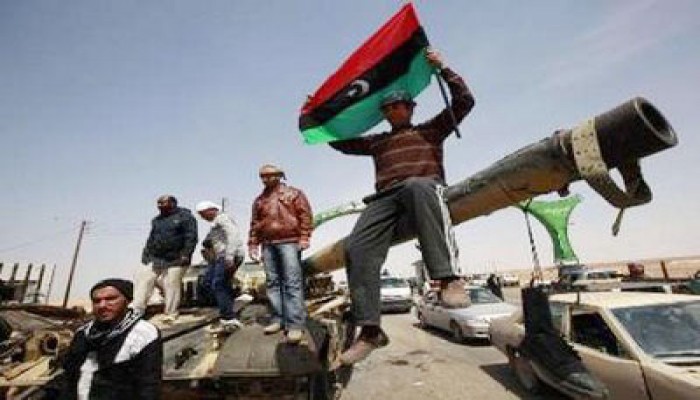 ثوار ليبيا يحررون "بن جواد" ويتقدمون إلى "سرت"