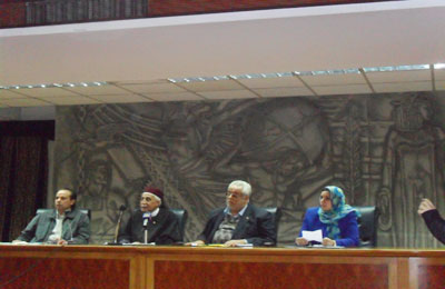 مطالبات بغلق قنوات القذافي على "النايل سات"