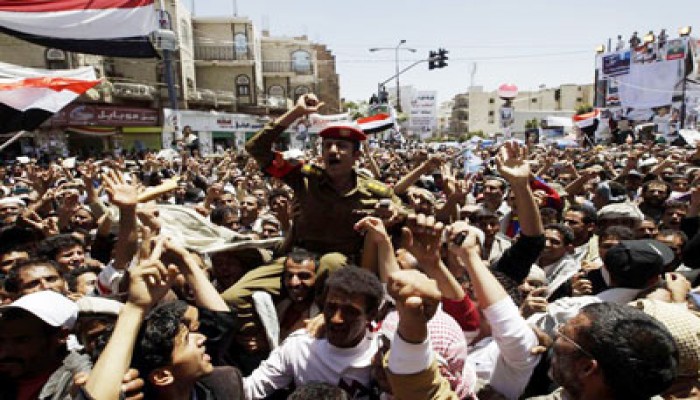 ثوار اليمن يرفضون آخر عروض صالح قبل الرحيل