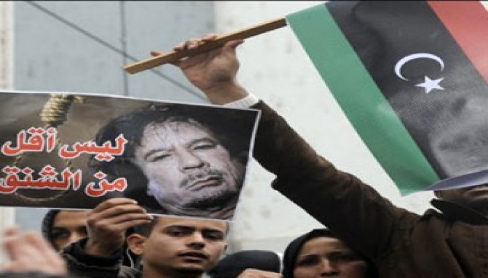 ثوار ليبيا يرفضون تنحيًا مشروطًا للقذافي