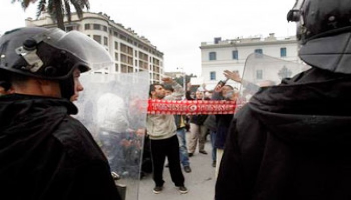 الواشنطن بوست: الثورة التونسية لم تخمد