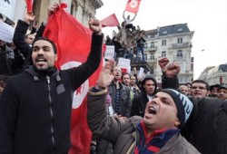 تونس تواصل ثورتها ضد حزب الرئيس المخلوع