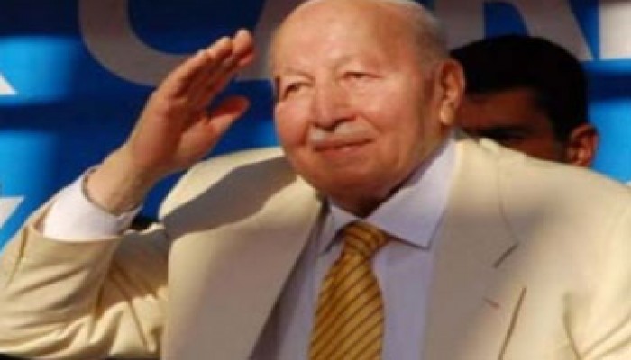 المجاهد الكبير نجم الدين أربكان يخضع للعلاج