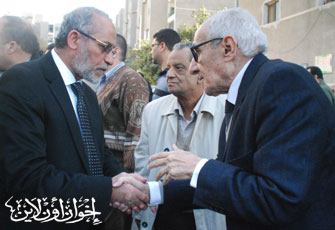 المرشد العام يتقدم مشيِّعي د. أحمد حشاد