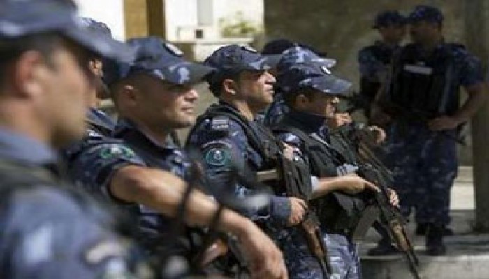 سلطة رام الله تغلق إذاعة القرآن الكريم في نابلس