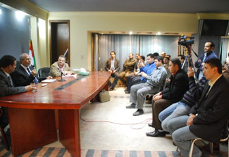 المرشد العام يكرم أسرة تحرير (إخوان أون لاين)