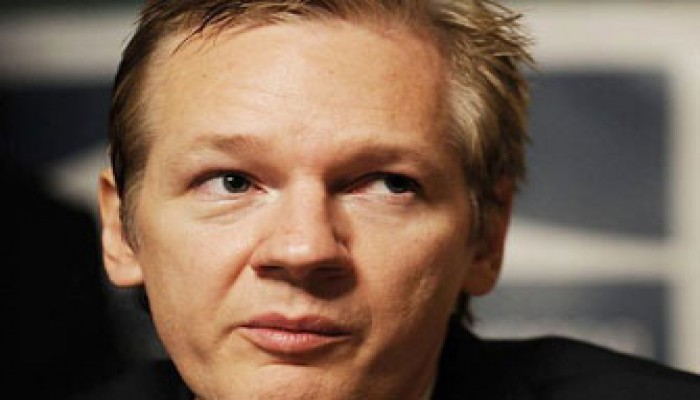 مؤسس "ويكيليكس" يواجه تهمة التجسس.. وتوقيعات لدعمه