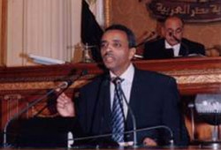 النائب جمال حنفي يقاضي "الأهرام المسائي"