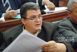 محافظ الإسماعيلية يعترف بقوة نائب الإخوان