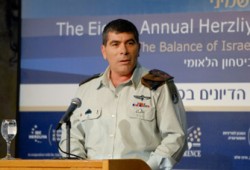 ميليشيا عباس تستضيف رئيس أركان جيش الاحتلال!