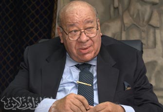 "لوبي الغاز" يختبئ وراء حبوب الشجاعة وقلب الحقائق