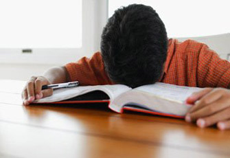 هل أعطي أولادي دروسًا خصوصية؟!