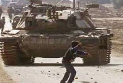 في ذكراها العاشرة.. الانتفاضة مستمرة