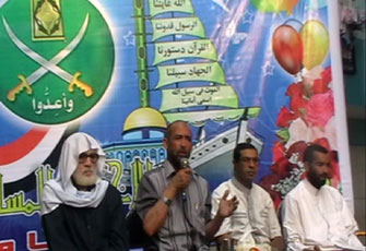 نائب "القوصية" يكرم حفظة القرآن