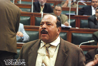 "الجزار" يطالب بحلِّ أزمة مدارس "إيتاي البارود"