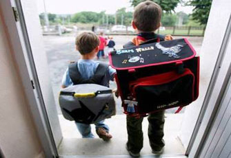 عودة صلاح الدين إلى المدرسة