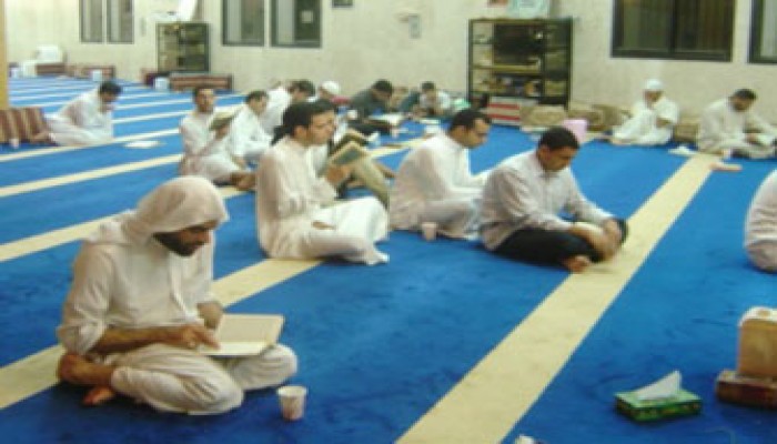 الاعتكاف.. فضله وأحكامه