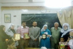 نائب الإخوان بأسيوط يكرِّم الأولى على الجمهورية