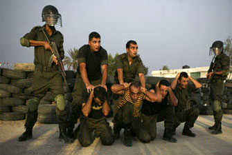 "التضامن الدولي" تستنكر اعتقال أحمد بيتاوي