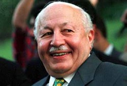 الأرشيف البريطاني: "أربكان" وراء نيل حقوق القبارصة الأتراك