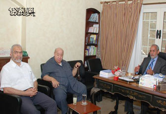 المرشد العام يستقبل السفير إبراهيم يسري