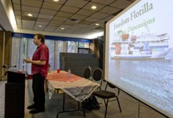 سفينة كندية تستعد لكسر حصار غزة البحري