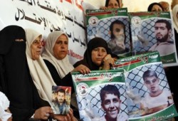 الاحتلال يعتدي على الأسرى الأشبال بسجن "مجدو"!!