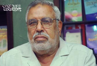 من خلف الأسوار