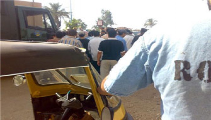 نحن المزوِّرين أدناه