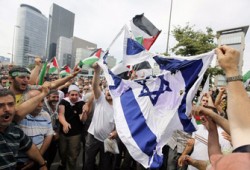 الغضب يجتاح العالم ضد مجزرة "أسطول الحرية"