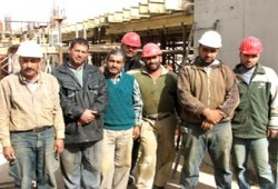 "حماس" تؤكد دعمها صمود العمال البواسل