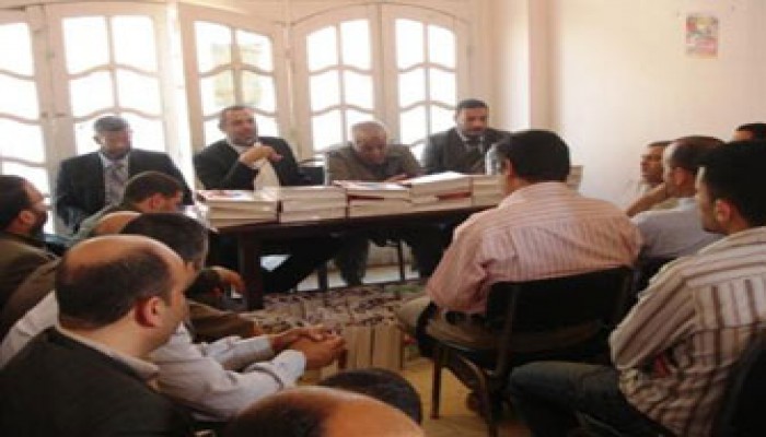 محسن راضي يكرِّم حفظة القرآن الكريم