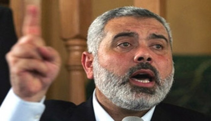 شالوم يهدد باجتياح غزة وحماس تحذر