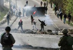 أهل القدس.. تحدي الاحتلال وسلطة عباس