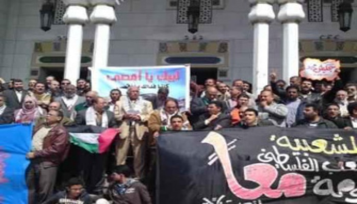 أهالي دمياط يهتفون: لبيك يا أقصى!!