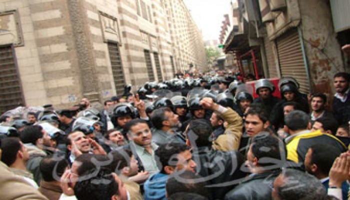 الأمن يحاصر مظاهرة نصرة الأقصى بالأزهر