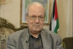 القدومي: عباس خرَّب "فتح" وضيَّع فلسطين