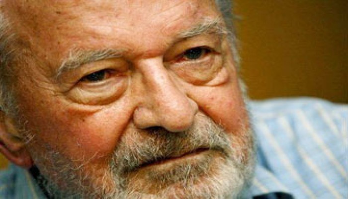 وزير خارجية أيرلندا يطالب بإنهاء حصار غزة