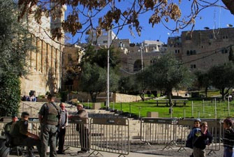 اليونسكو تنتقد ضم الكيان "الإبراهيمي" للتراث اليهودي