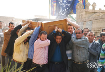 المرشد العام يتقدم مشيِّعي جنازة الحاج أبو شادي