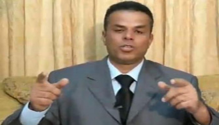 مدير مكافحة الفساد في سلطة عباس يكشف فضائح تُدِينُها