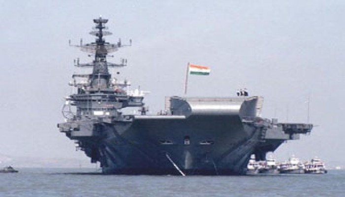 البحرية المصرية تصيب وتعتقل صيادين برفح