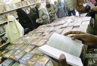 معرض الكتاب يلتهم "سوق الطفل"